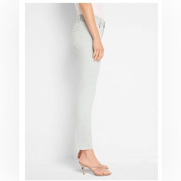 Nic+Zoe 28” Daytrip Straight Leg Aqua Color Ankle Jeans, NWT, 33 - Picture 3 of 5